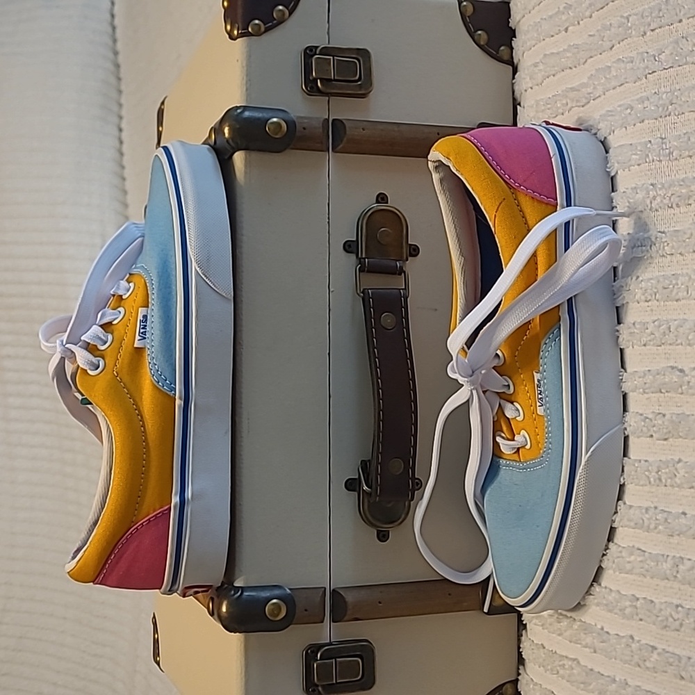 Vans Era Old Skool Colorblock Retro Sneakers Unisex Size: Men's 4.5 Women's 6